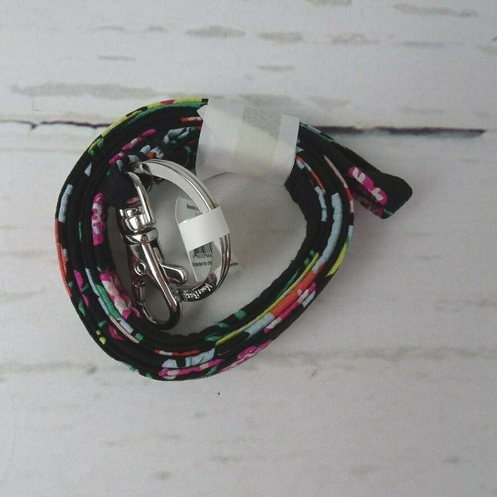 Vera Bradley Tangerine Twist Lanyard Key Ring ID Holder Clip Multi Purpose Flora - Picture 3 of 6